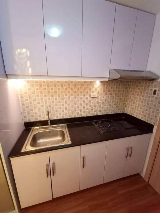 Cozy Studio Unit At Sun Residences Quezon City Exteriör bild